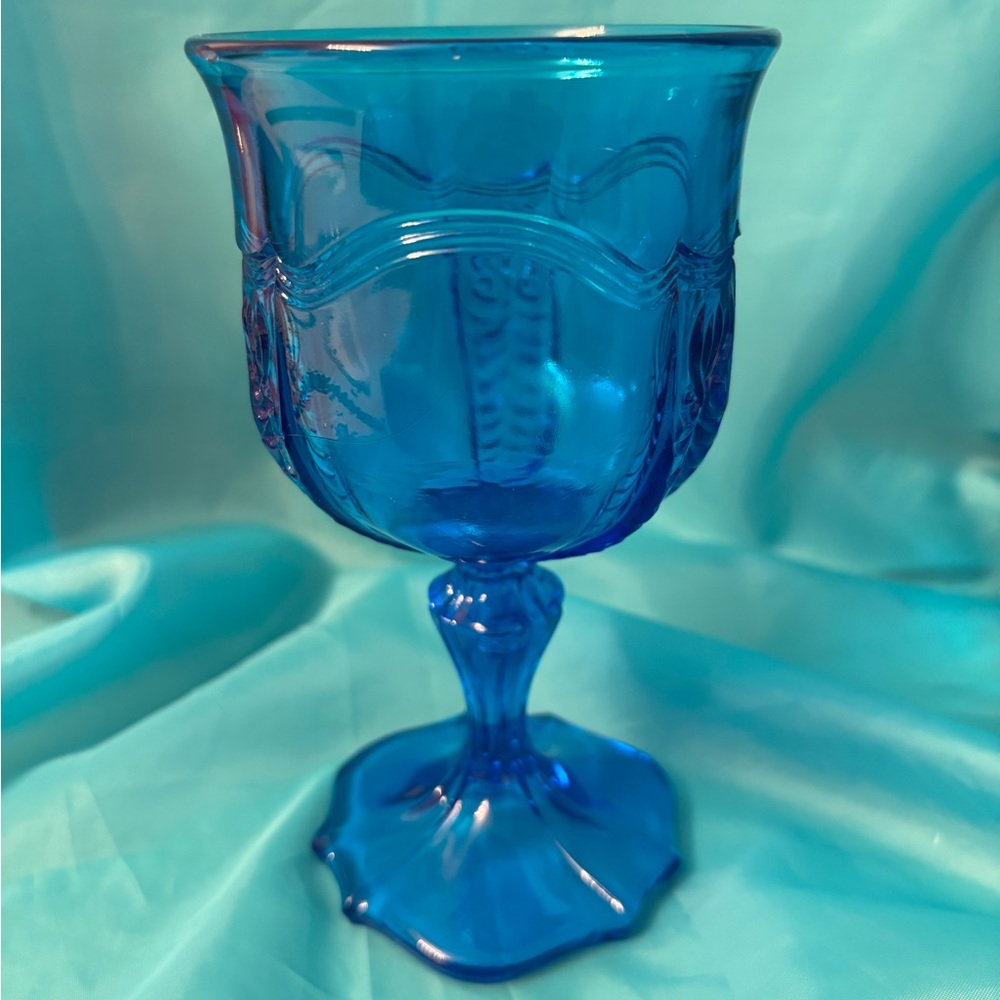 Fenton Colonial Blue Empress Footed Goblet - Picture 5 of 11